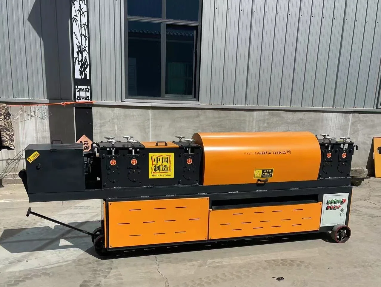 6-Wheel 8-wheel steel pipe straightening and rust removal spraying machine square tube