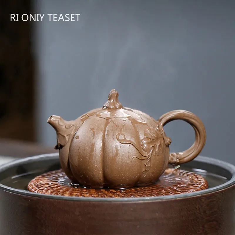 

140ml Chinese Yixing Purple Clay Teapots Creative Handmade Pumpkin Shape Tea Pot Raw Ore Section Mud Kettle Zisha Tea Set