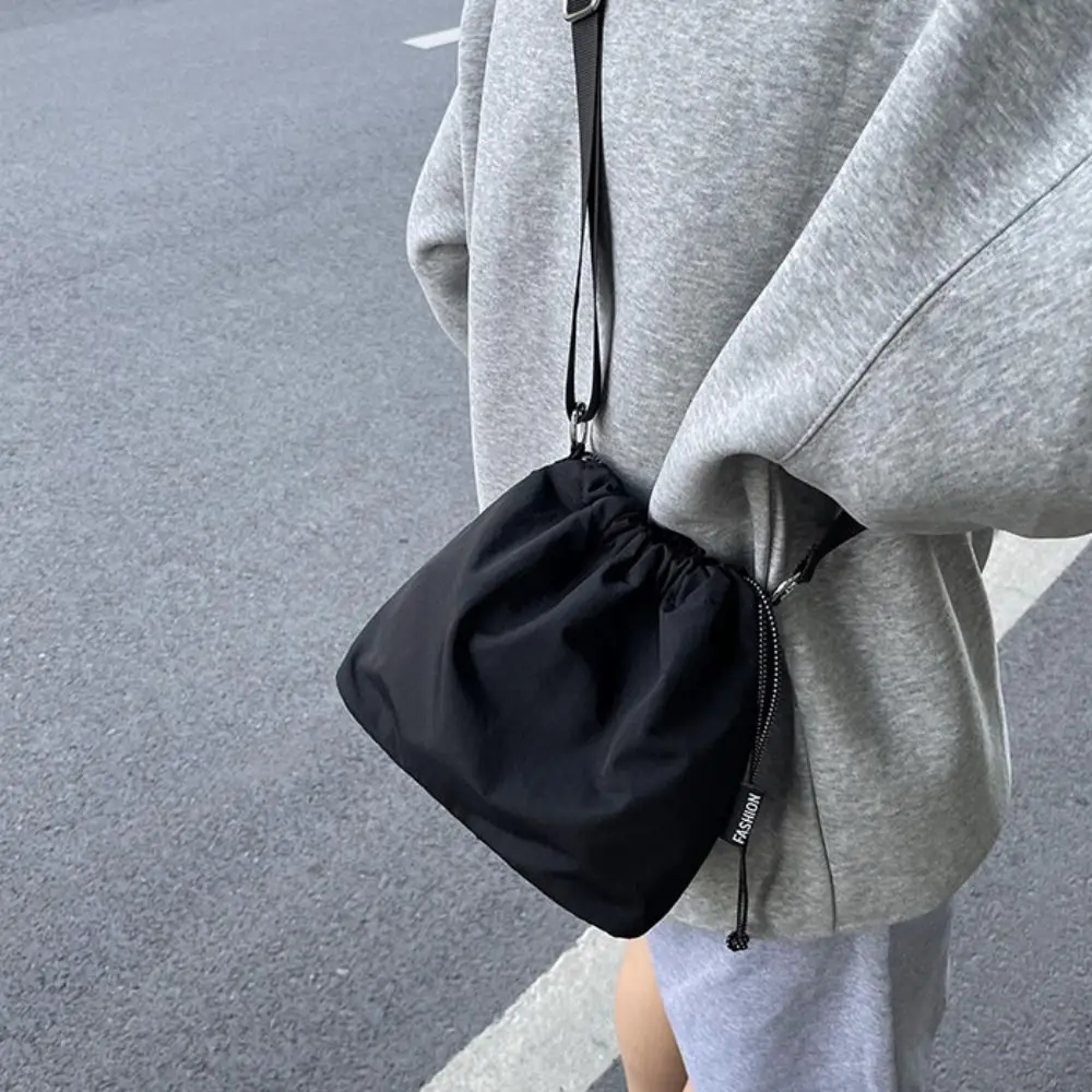 

Simple Lightweight Drawstring Bag Commute Large Capacity Shoulder Bag Oxford Fashion Crossbody Bag Girls Gifts