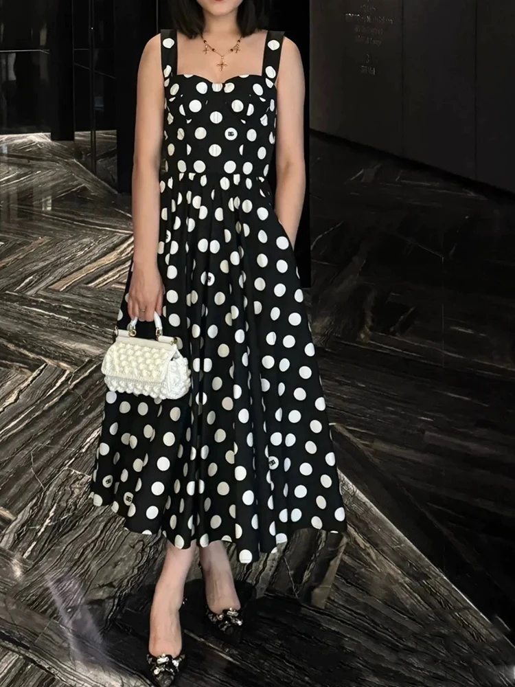 Fashionable and elegant summer women\'s new polka-dot sling dress slim high waist big swing skirt sexy temperament A-word dress