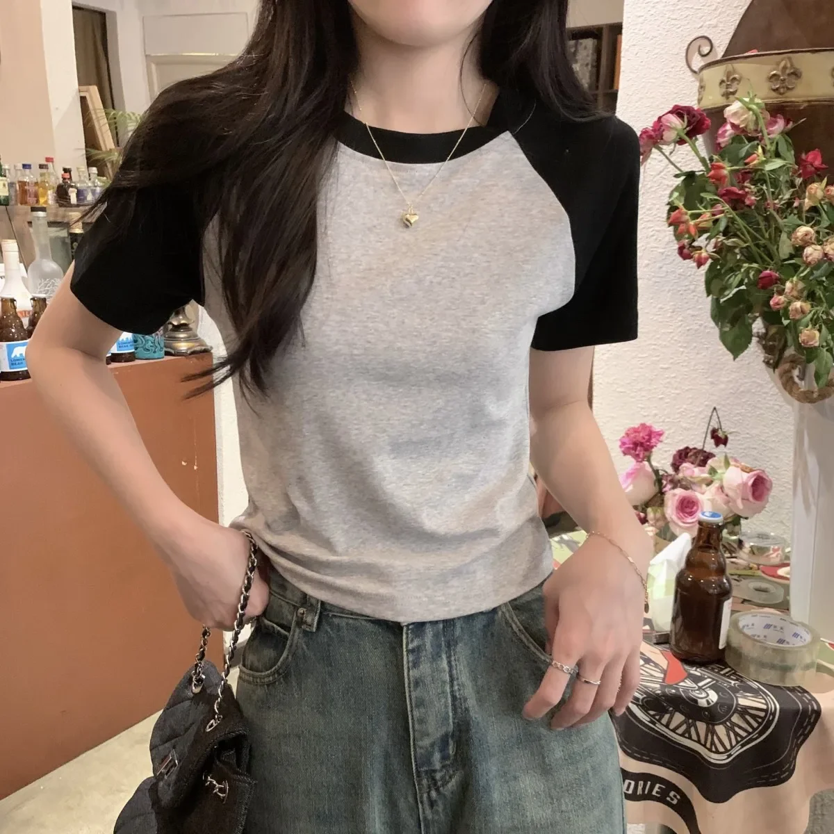 NICE American Style Short Sleeve T-Shirt Women Summer Slim Fit Shoulder Length Crew Neck Top Fashionable Casual Short Style