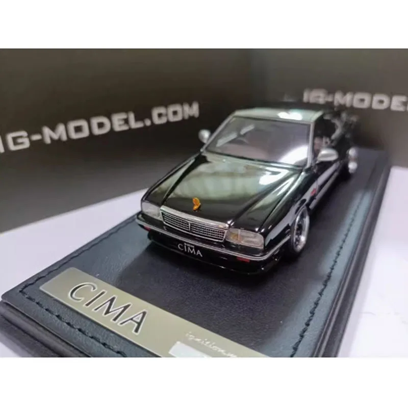 IG 1:43 Scale Nissan Cedric Cima Y31 Resin Sedan Model Car Classic Adult Collection Display Souvenirs Gifts Boy Toys