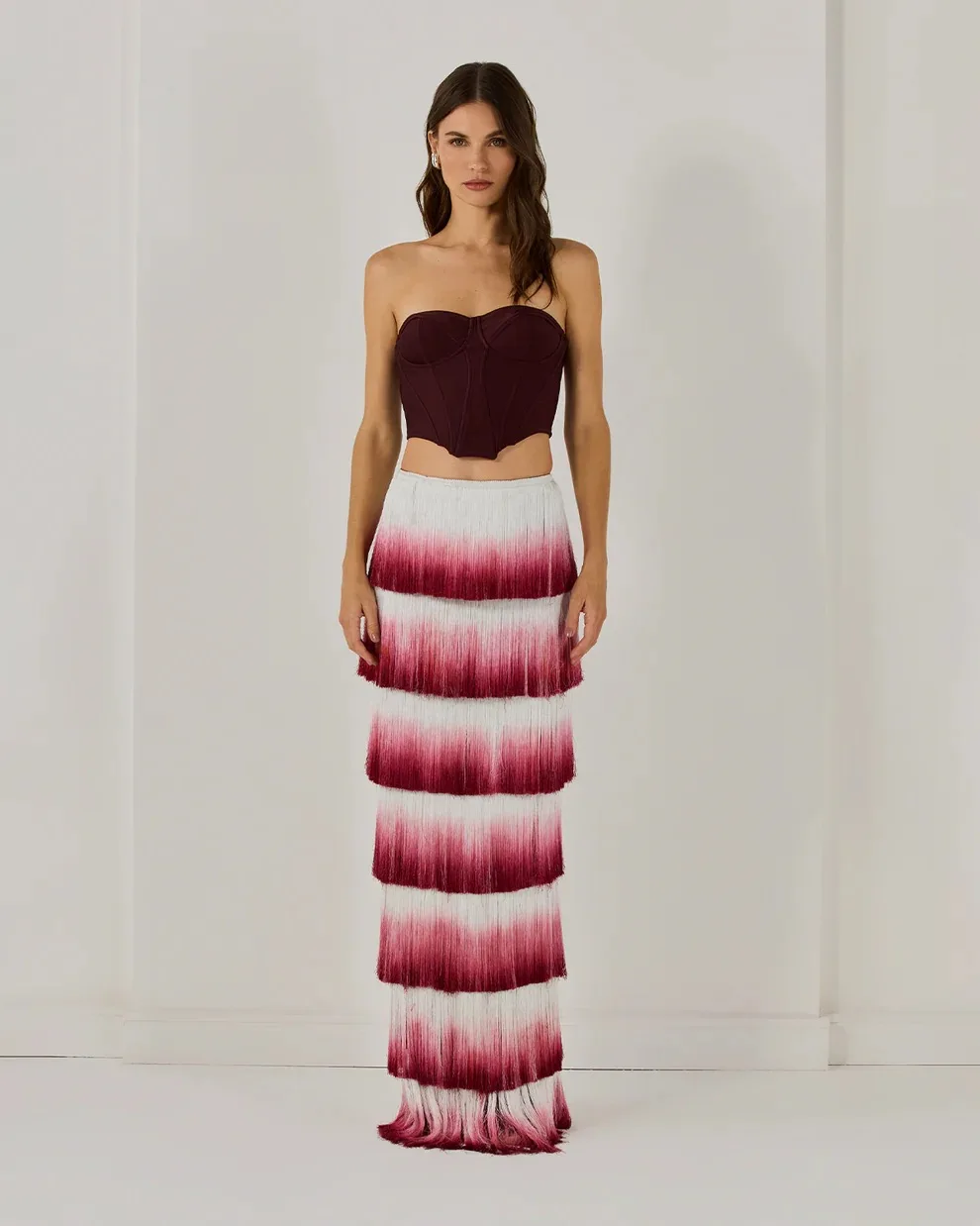

Women Luxury Gradient Burgundy Party Outfits Strapless Crop Top And Long Cupcake Tassel Skirt Two Piece Sets Celebrity Evening