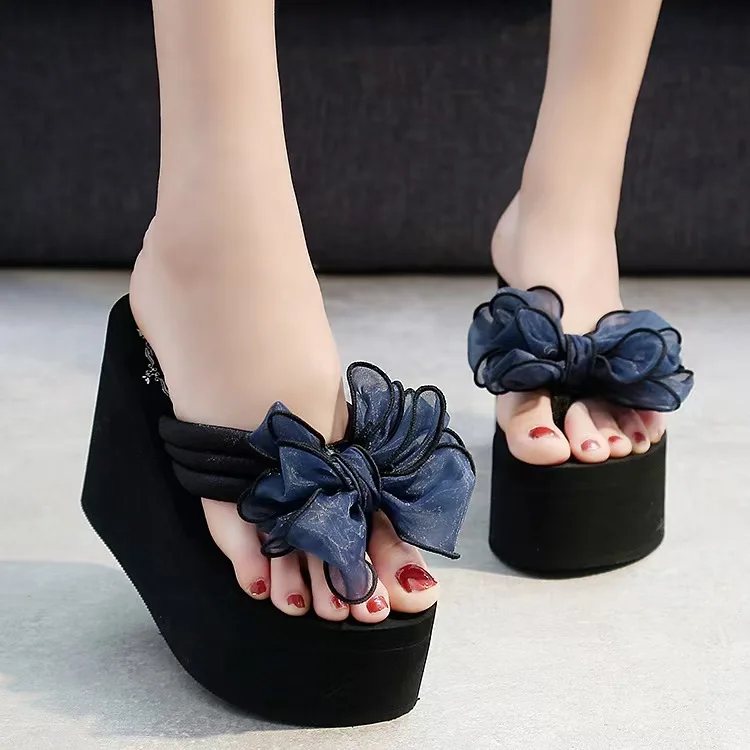 

Low House Slippers Platform Flat Shoes Female Rubber Flip Flops Women Heels Flower On A Wedge Slides Hawaiian Summer High Beach