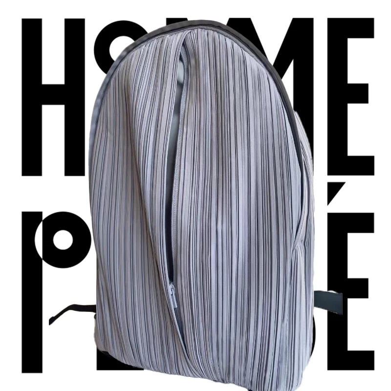 Pleats Pleated Original Shoulder Bag Fashion Niche Design Pleated Lightweight Shoulder Bag Backpack Backpack 2024 New Unisex