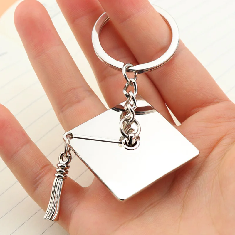 Graduation Season Gift Keychain Bachelor Hat Class Badge Pendant Key Chains For Women Men Graduation Souvenir Metal Keyring