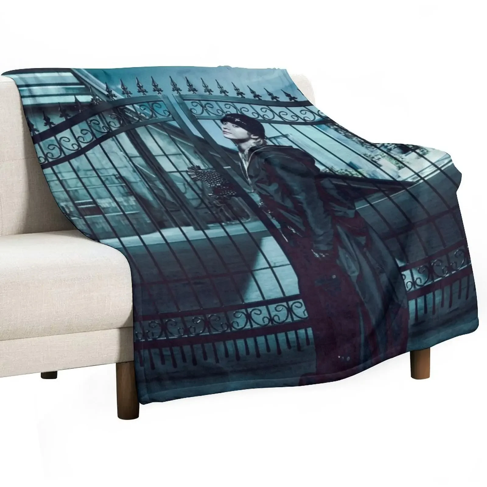 

Taemin Eternal - GOAT 1 Throw Blanket Warm Cozy Throw Blanket for Living Room Couch