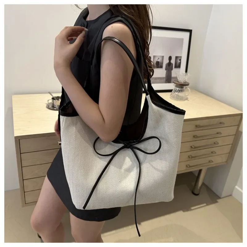 Large-capacity Simple Shoulder Handbags Bag Summer Versatile 2024 New Fashion Casual Shoulder Bag Simple Class Commuter Tote