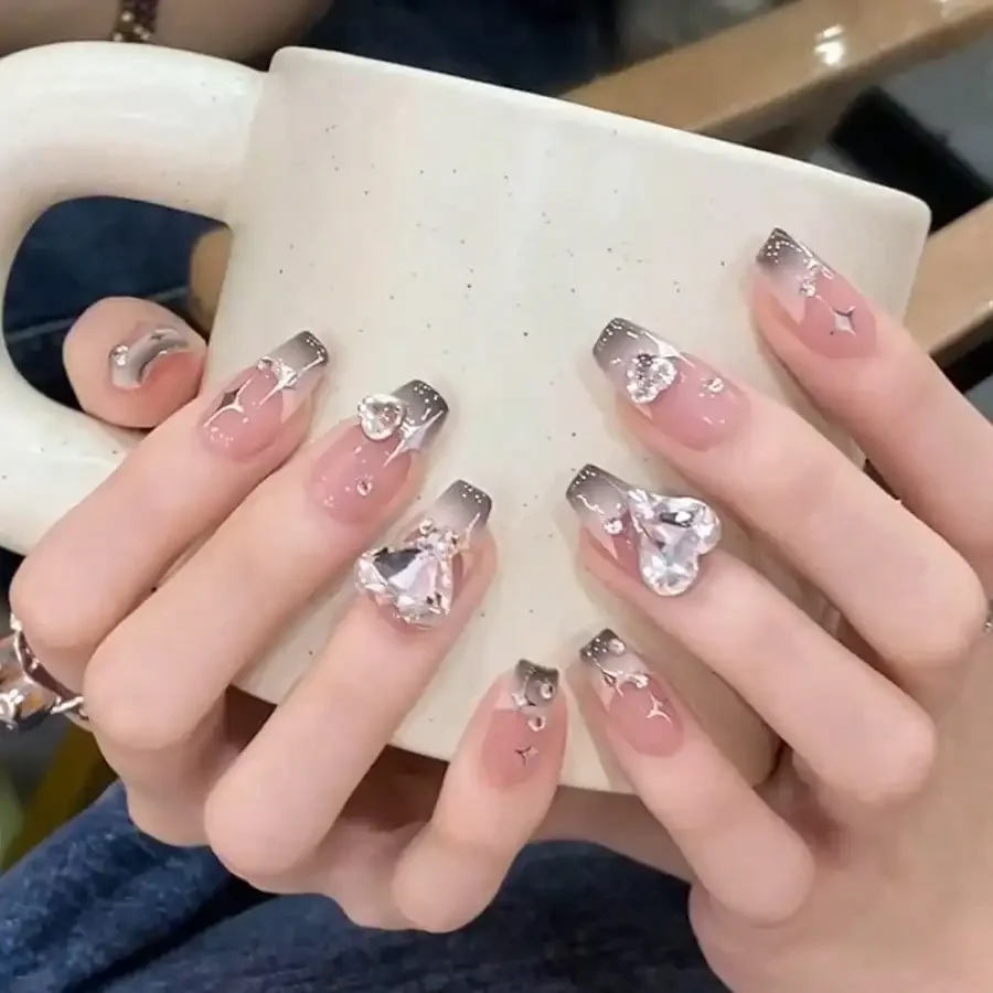 

24 шт. коротких черных градиентных накладных ногтей-балерин, со стразами в виде звезд и сердец, многоразовые, с желейным клеем, для повседневного использования, вечеринок, свиданий, бесплатная доставка