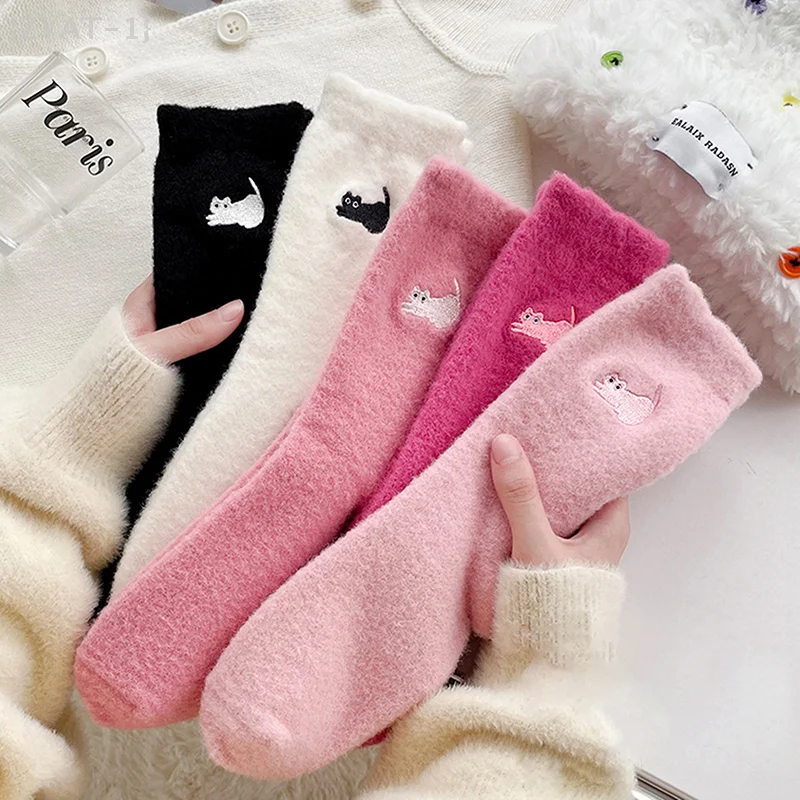 【No】1 Pair Cozy Cat Themed Socks - Mink Fleece Winter Hosiery With Thickened Warmth For Indoor Wear