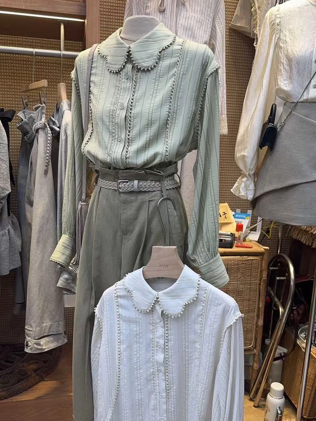 

French Style Loose Fit Cotton Shirt UYu Spring 2026 Petal Collar Long Sleeve Breathable Skin-Friendly Fashion Ladies Shirt