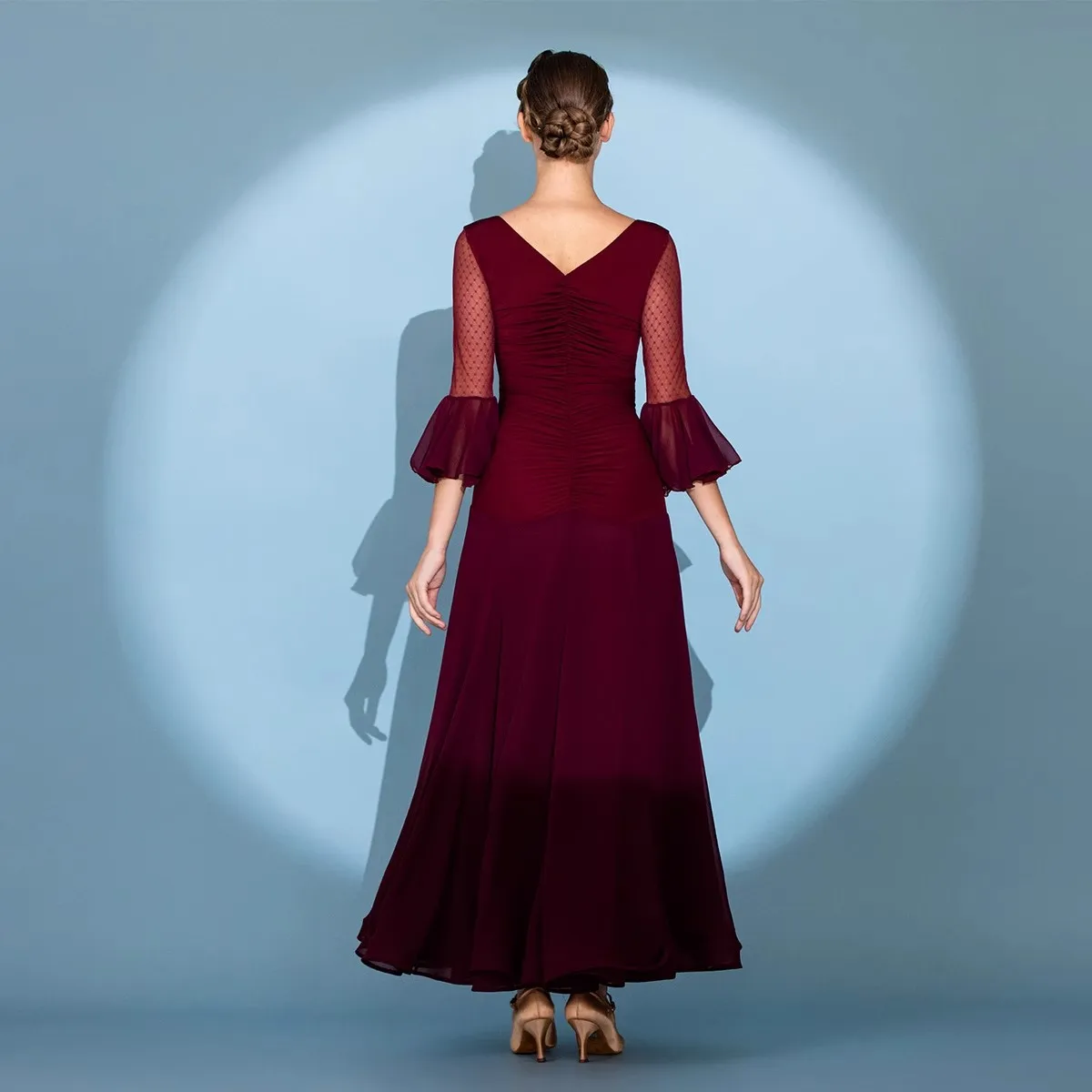 새로운 볼룸 댄스 대회 드레스 플로트 슬리브 여성 모던 댄스웨어 의상 스탠다드 왈츠 연습복