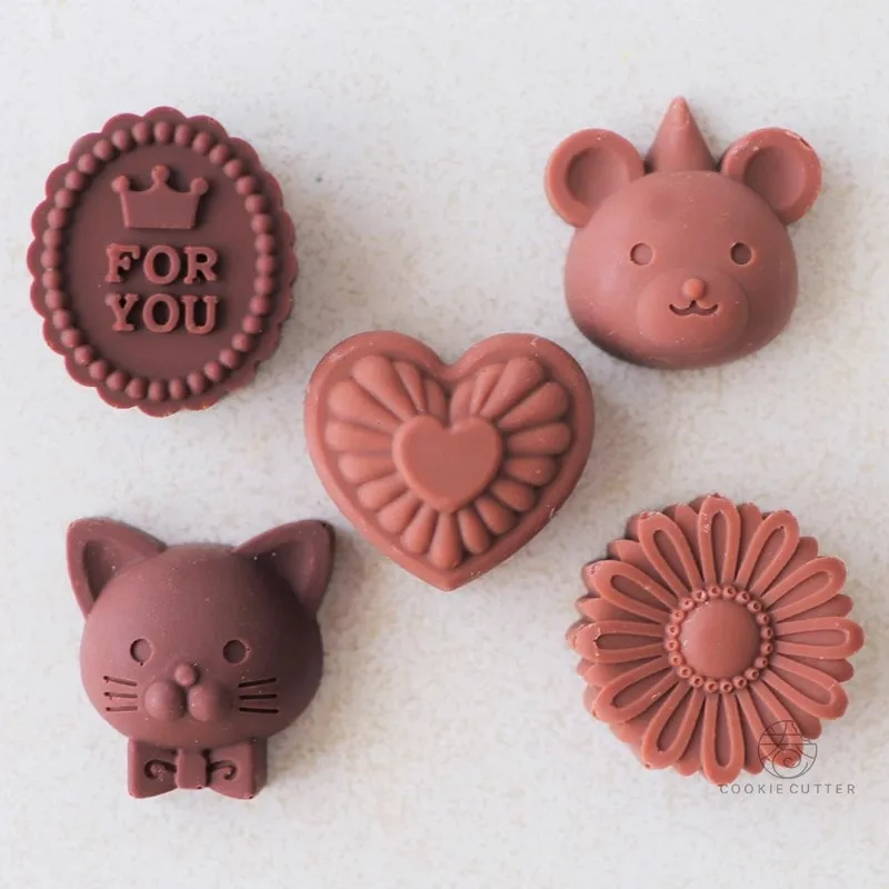 Silicone Mold Squirrel Hedgehog Bear Cat Shape House Love Flower Pattern Fudge Cake Chocolate Pudding Pastry Mold Baking Tools