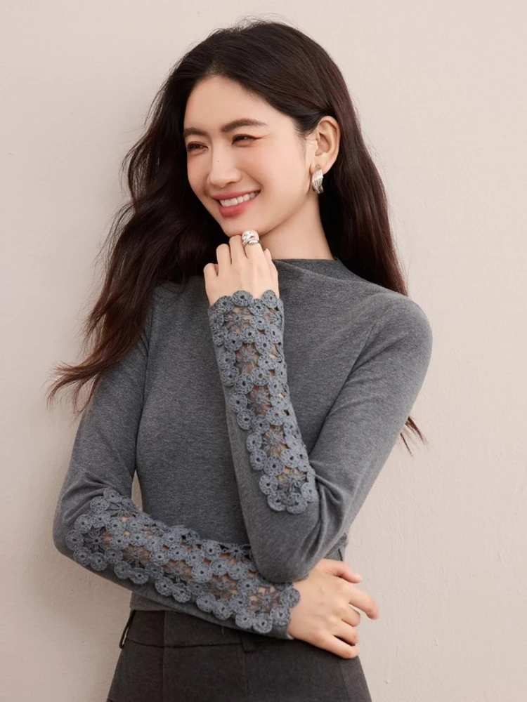 

SENTUBILA Women's Knit T-shirt Design-Fitted Sheer Floral Lace Sleeve O-neck Tees 2025 Autumn Simple Slim-fit Tops 153TA3421