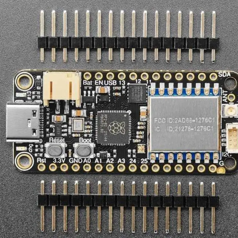 5714 Feather RP2040 RFM95 LoRa Radio - 915MHz ESP32