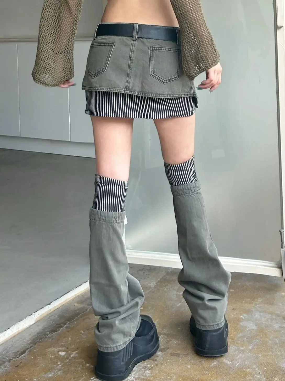 Falda de traje de mezclilla a rayas retro americana para mujer, chica caliente, falda corta irregular, conjunto de dos piezas