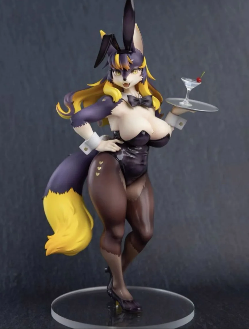 

2026 100% genuine Japanese original anime figure bunny ver Marie Gold action figure collectible model toys