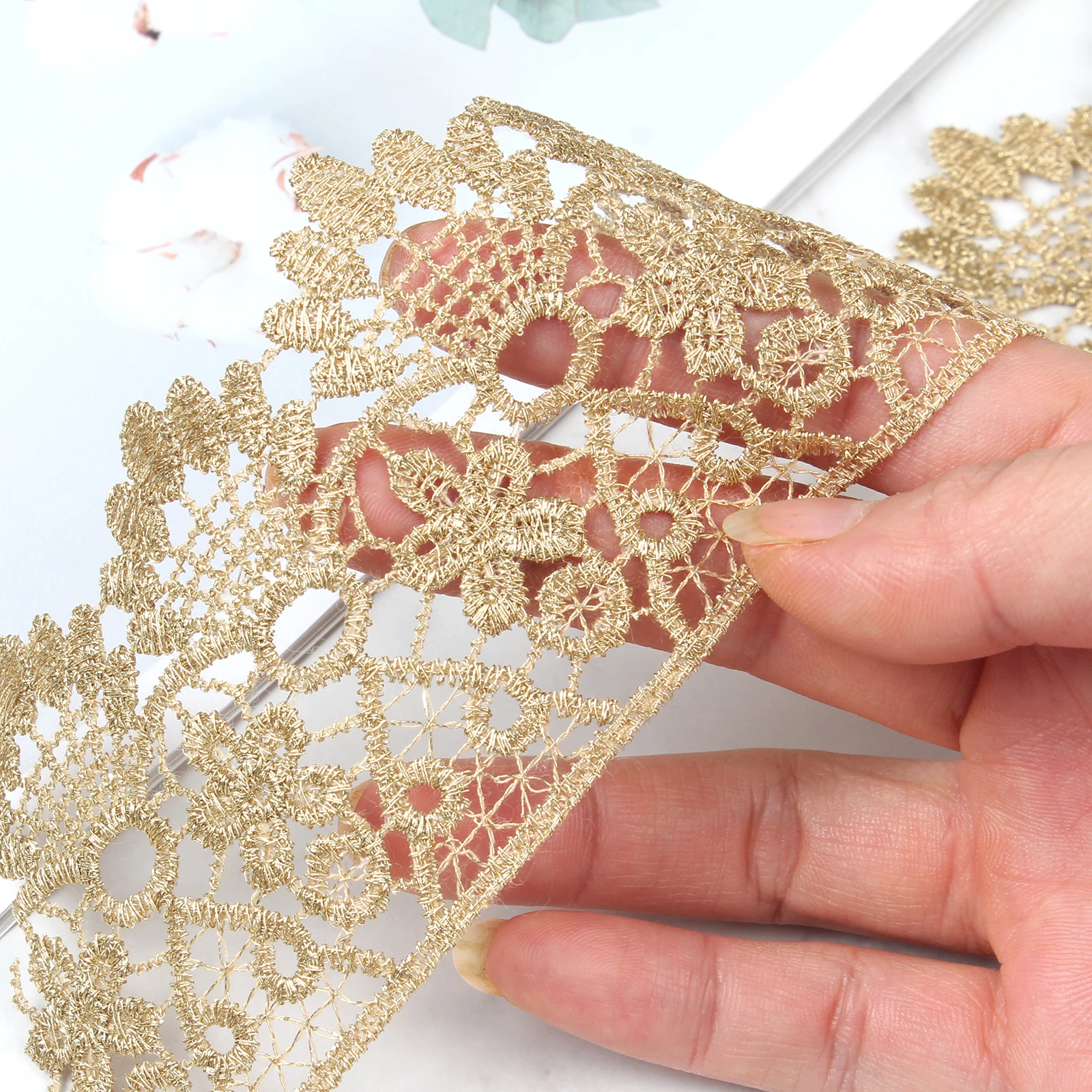 4 Yards Gold Lace Sewing Trim Gold Trim Metallic Venice Lace Trim Gold Embroidery Craft Lace for Clothes Curtains Decoration