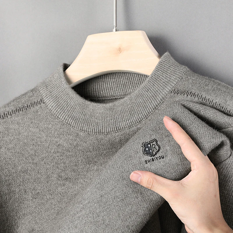 

2025 Autumn and Winter Plus Velvet Long Sleeved Warm Hoodie Men's Knitted Inner Layer Base Sweater