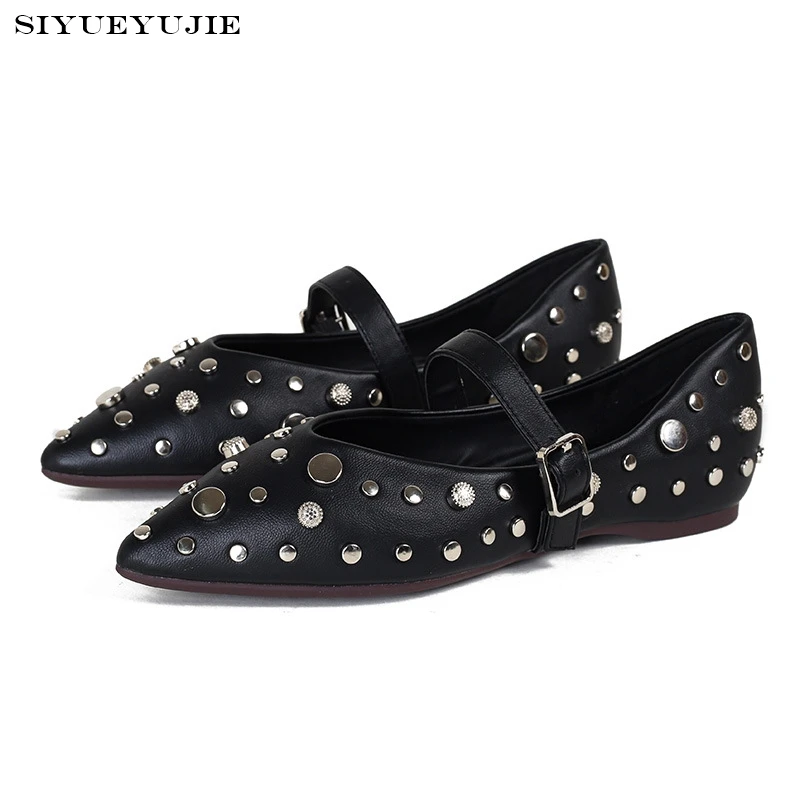 

2024 Women's European and American Spring/Summer New Fashion Rivet Pointed Women's Ballet Flat Shoes Large Versatile Sandals