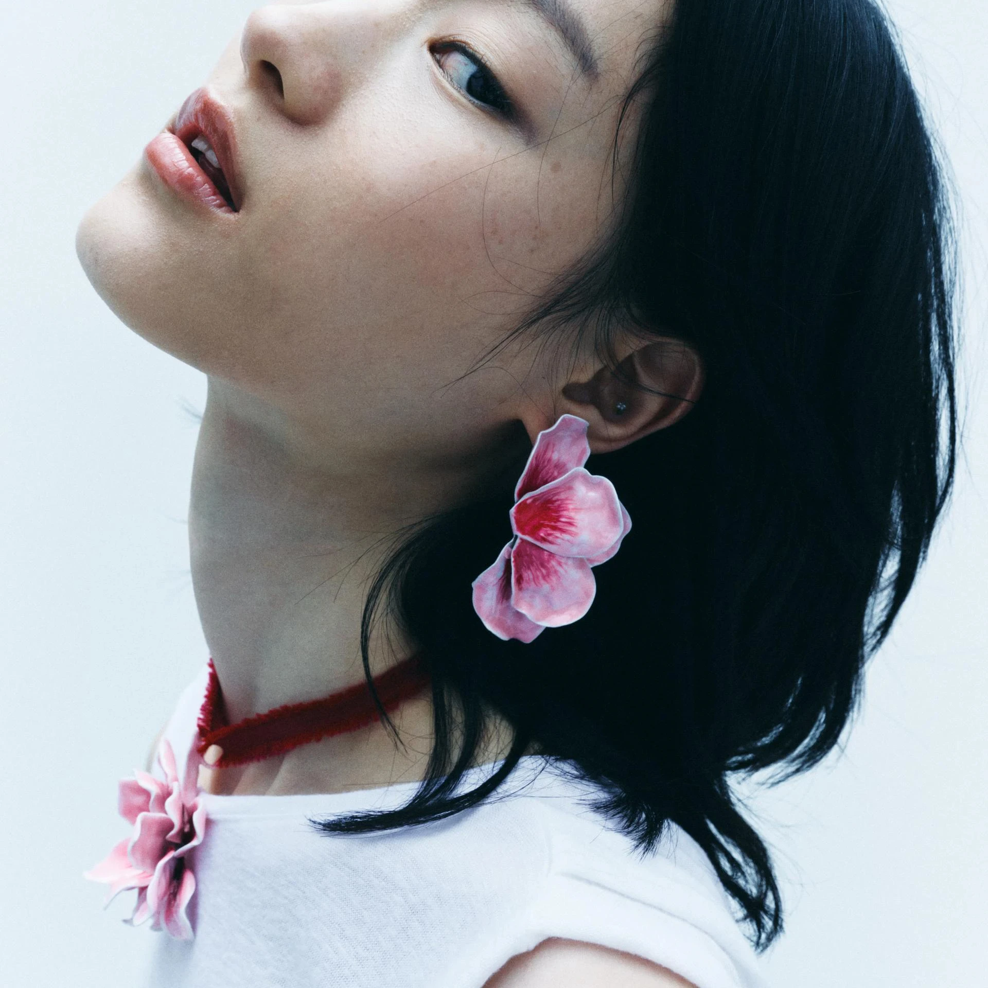 Zaa-女性のためのカラフルな合金のドロップオイルの葉の形の花のイヤリング、ファッションジュエリー、休日のギフト、2024