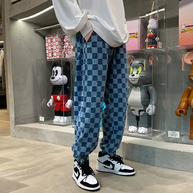 Autumn and Winter Checkerboard Jeans Men\'s Casual Loose Sports Leggings Hong Kong Style American Hip-hop Retro Trousers