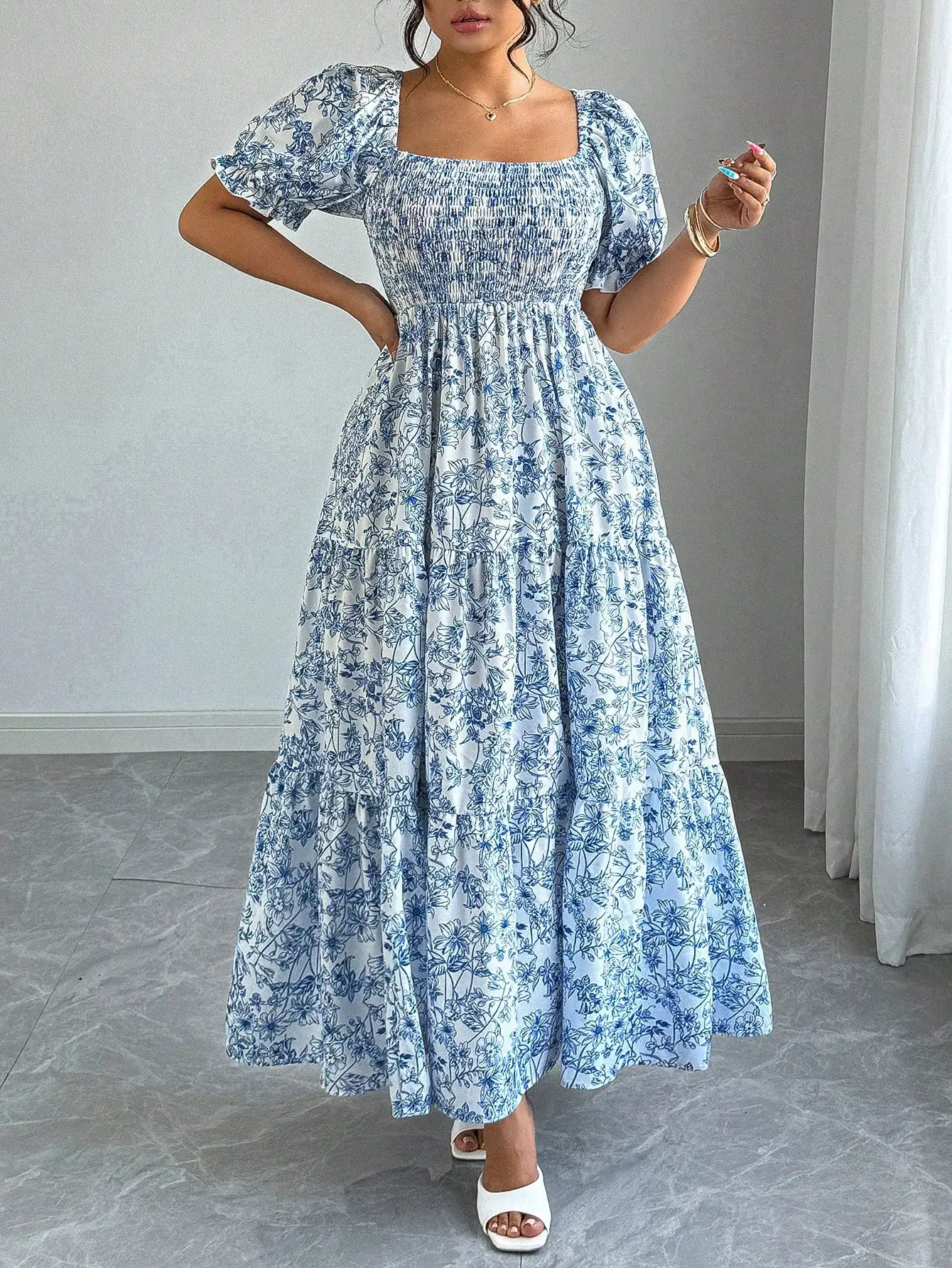 

Women's Square Neck Puff Sleeve Tiered Floral Maxi Dress