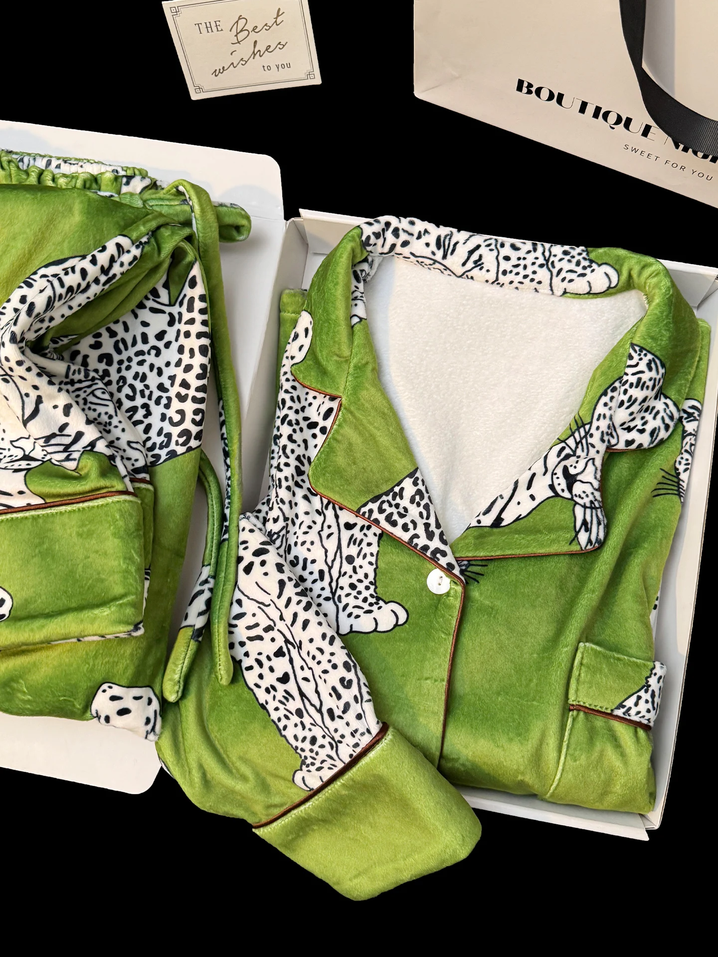 pigiama-in-pile-double-face-verde-oliva-con-stampa-leopardata-stile-invernale-da-donna-abbigliamento-caldo-e-morbido-per-la-casa-moda-domestica-confortevole