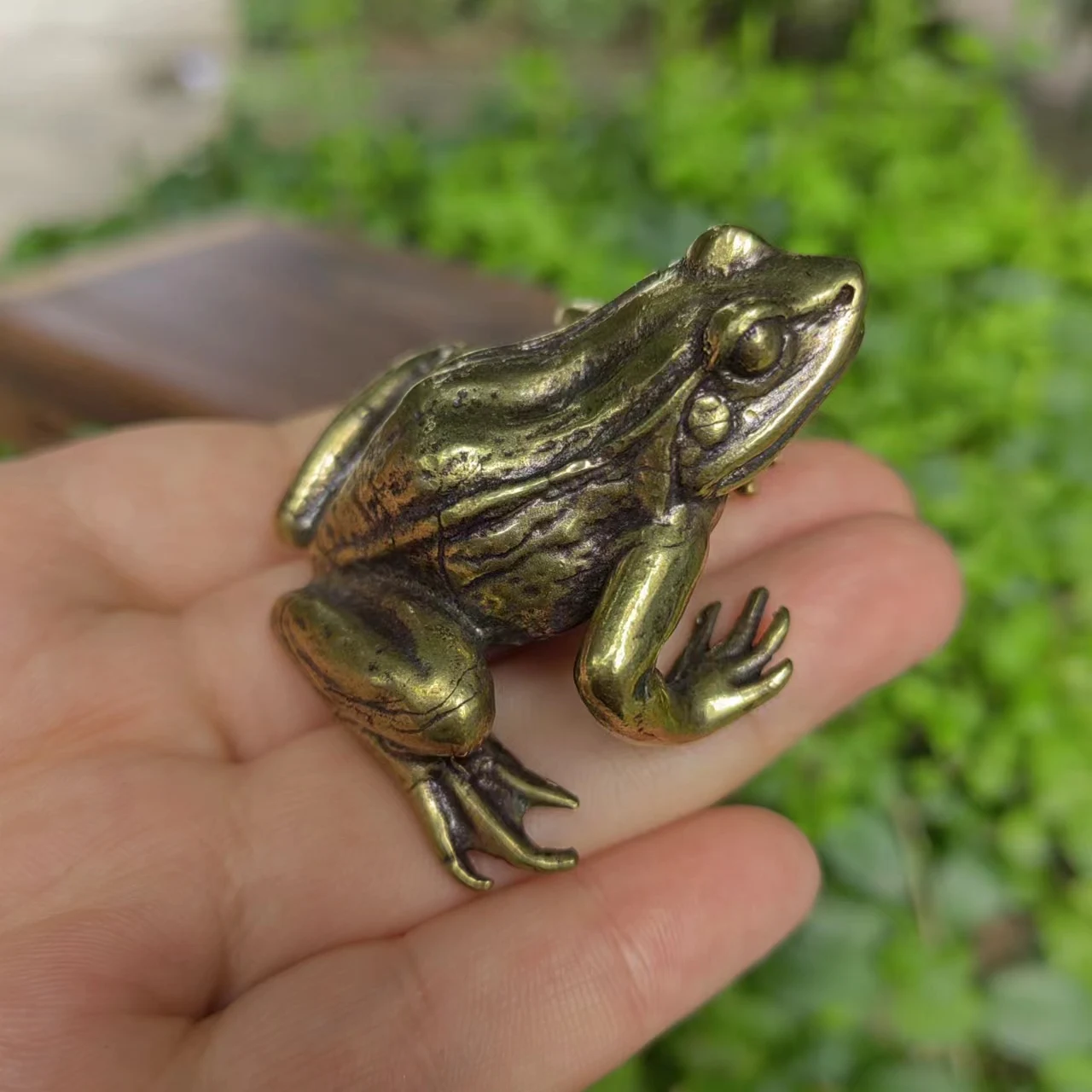 Brass FengShui Royal toad Statue Luck & Success Home Décor Sculpture Gift Lucky Mini frog Toad Zen Copper toad statue fengshui