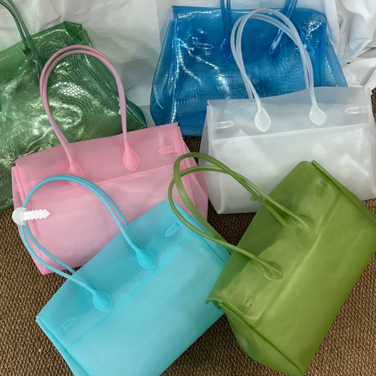 New 2026 Summer Jelly Bag Candy Color Sweet Shoulder Tote Bags Y2K Large Capacity Beach Transparent TPU Women Bag Fashionable