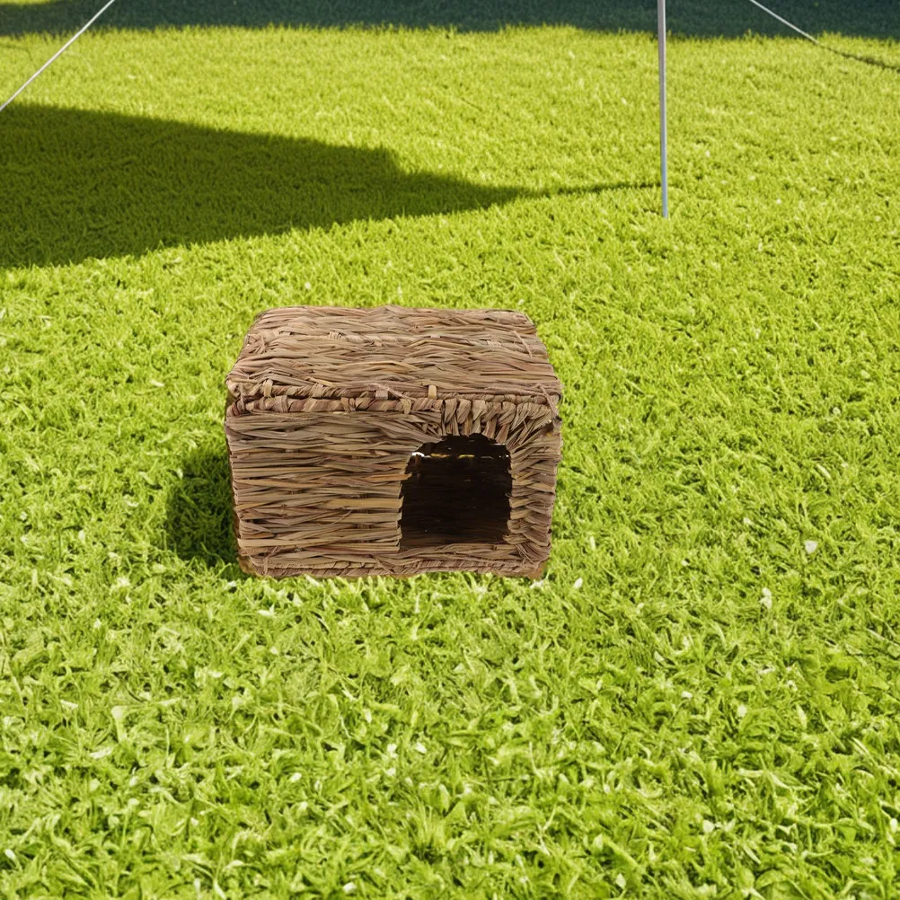

2Pcs Grass Small Animal Hideout Foldable Indoor Outdoor Rabbit Bunny Guinea Pig Nest Guinea Pig Grass Nest