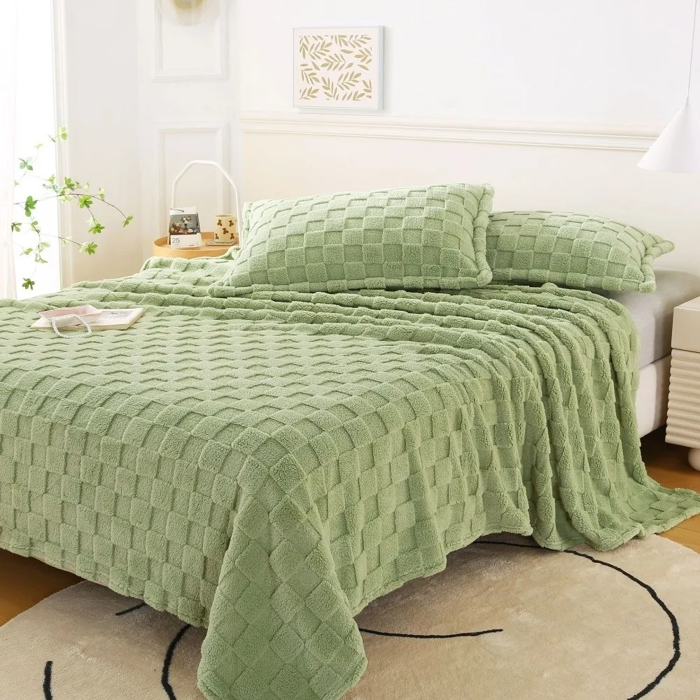 

Universal Thick Warm Fleece Blanket Solid Color Square Texture Sofa Blanket Comfortable Plush Soft Bed Blanket Home Use