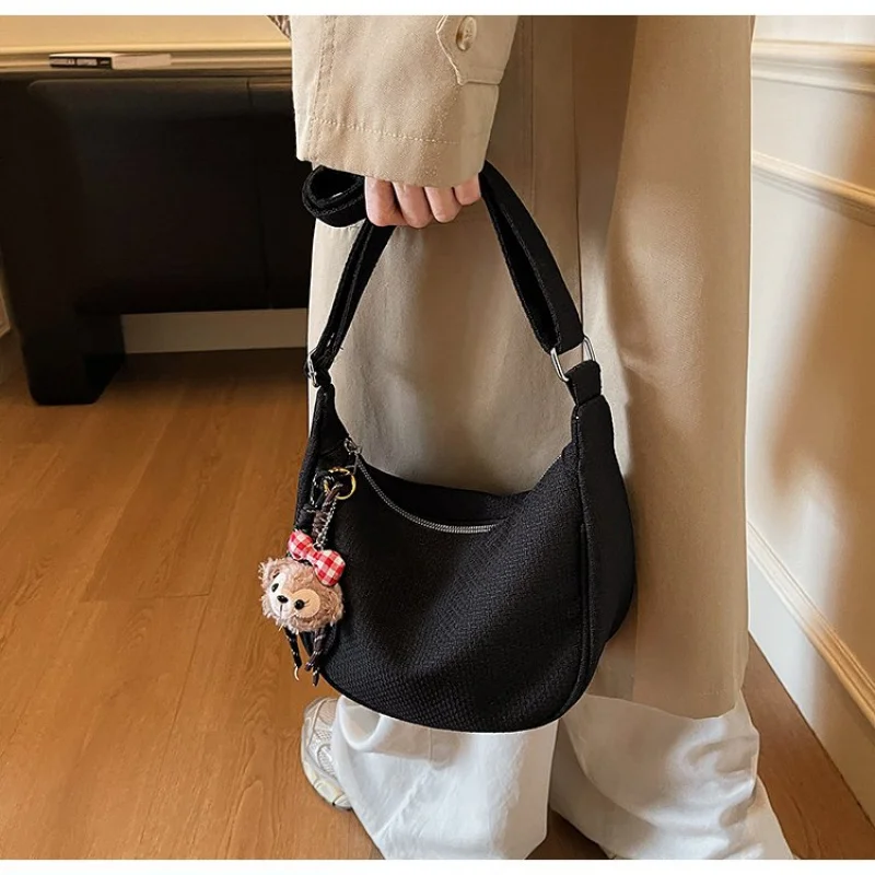 

Elegant Handle Bag With Metal Details For Women For A Sophisticated And Architectural Look