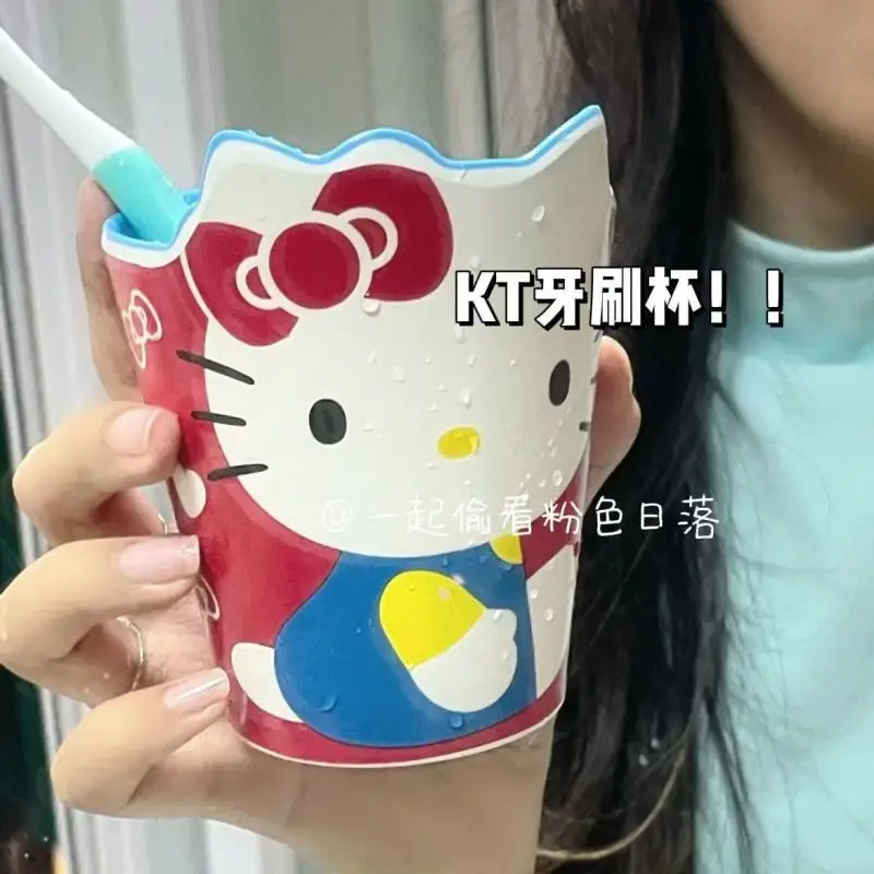 

New Sanrios Hello Kittys Drinking Cup Milk Cup Toothbrush Cup Children Rinsing Cup Cute Cup Fashion Festival Small Gifts