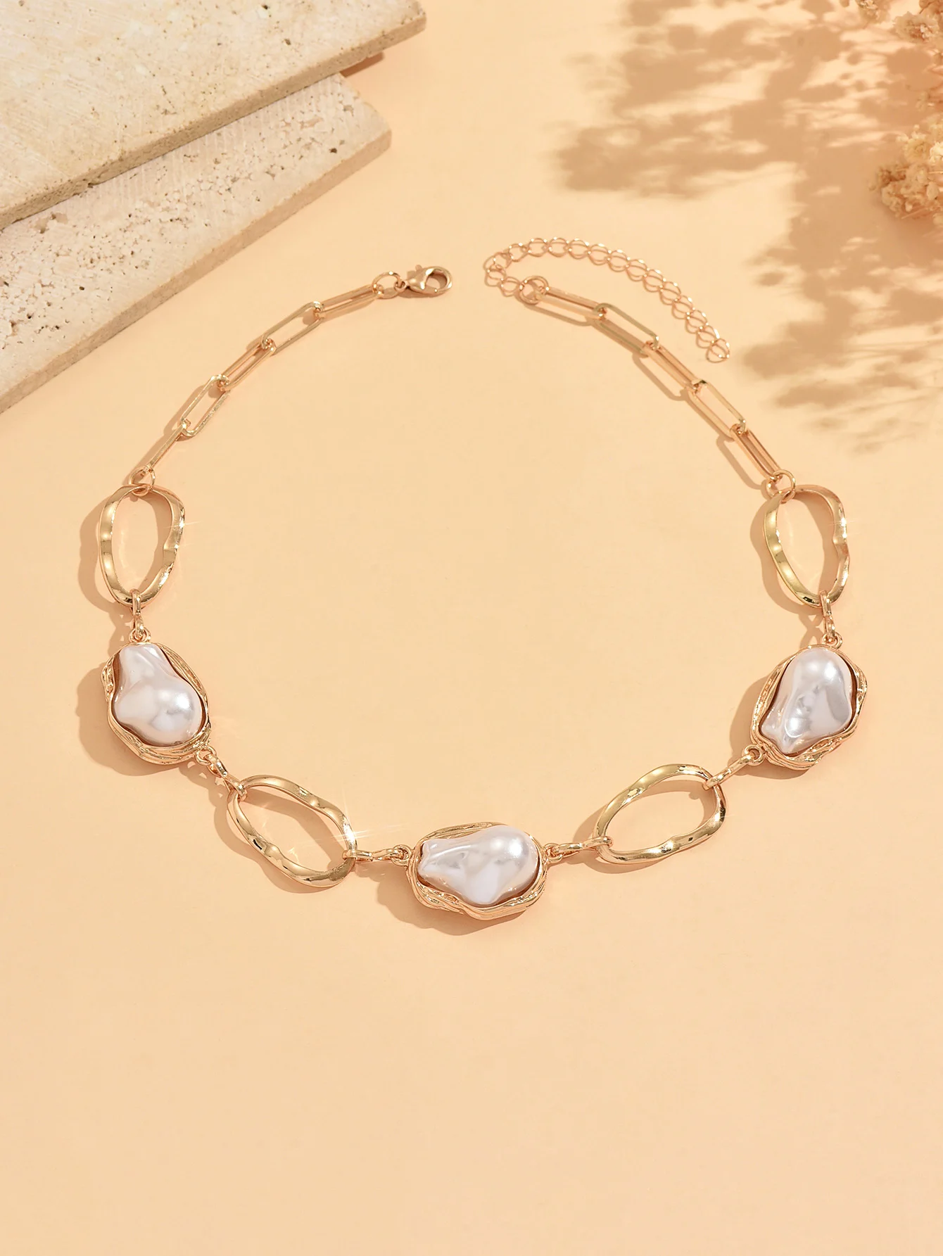 Barocke Kunstperlen-Choker-Halskette Vintage Gold Lange Y-förmige Lariat-Halskette Unregelmäßige Verstellbare Statement-Modeschmuck für Frauen – Detail 10