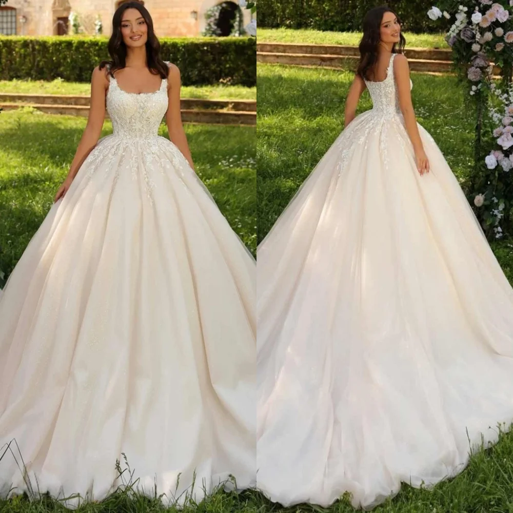 Bild 4: Maßgeschneiderte Luxus-Tüll-Brautkleider Pastoral Trägerlose ärmellose Kleider Brautkleider Temperament Maßgeschneidertes Anlasskleid