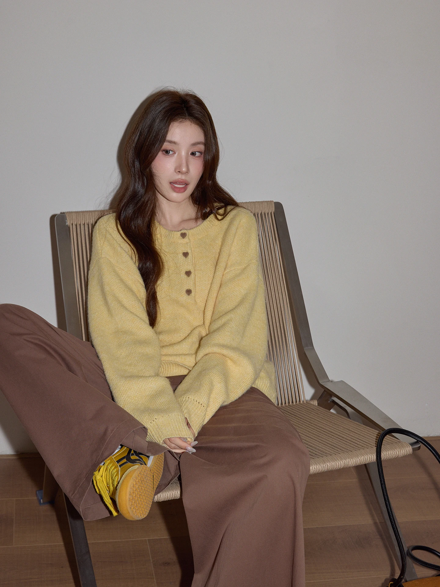 

Желтый утепленный женский свитер: мягкий, уютный, вязаный, для зимы, повседневный, свободного кроя, с длинными рукавами, круглый вырез