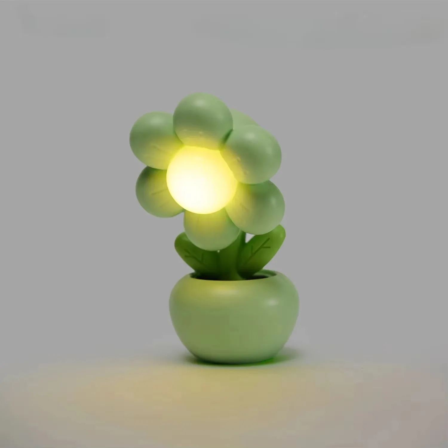 Flower Night Light, Small Table Lamp, Mini Cute Decorative LED for Bedroom Bedside Desk Study Dorm Room Decor Graduation Gift