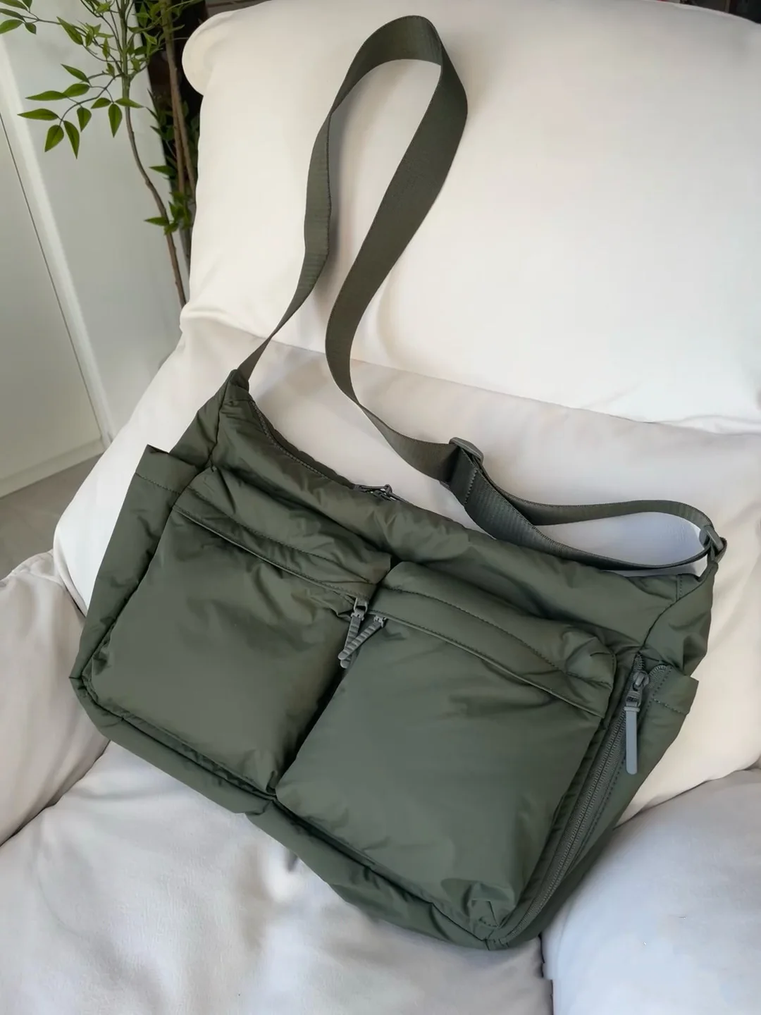 Top Quality Thickened Casual Messenger Bag, Single Shoulder Bag Large Capacity Laptop Bag, Multi Pocket Sports Bag for Men Women
