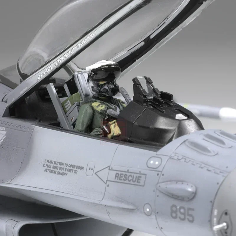 1/48 TAMIYA model 61098 US F-16CJ Fighter assembly Scale diy toys Model Kit - Image 4