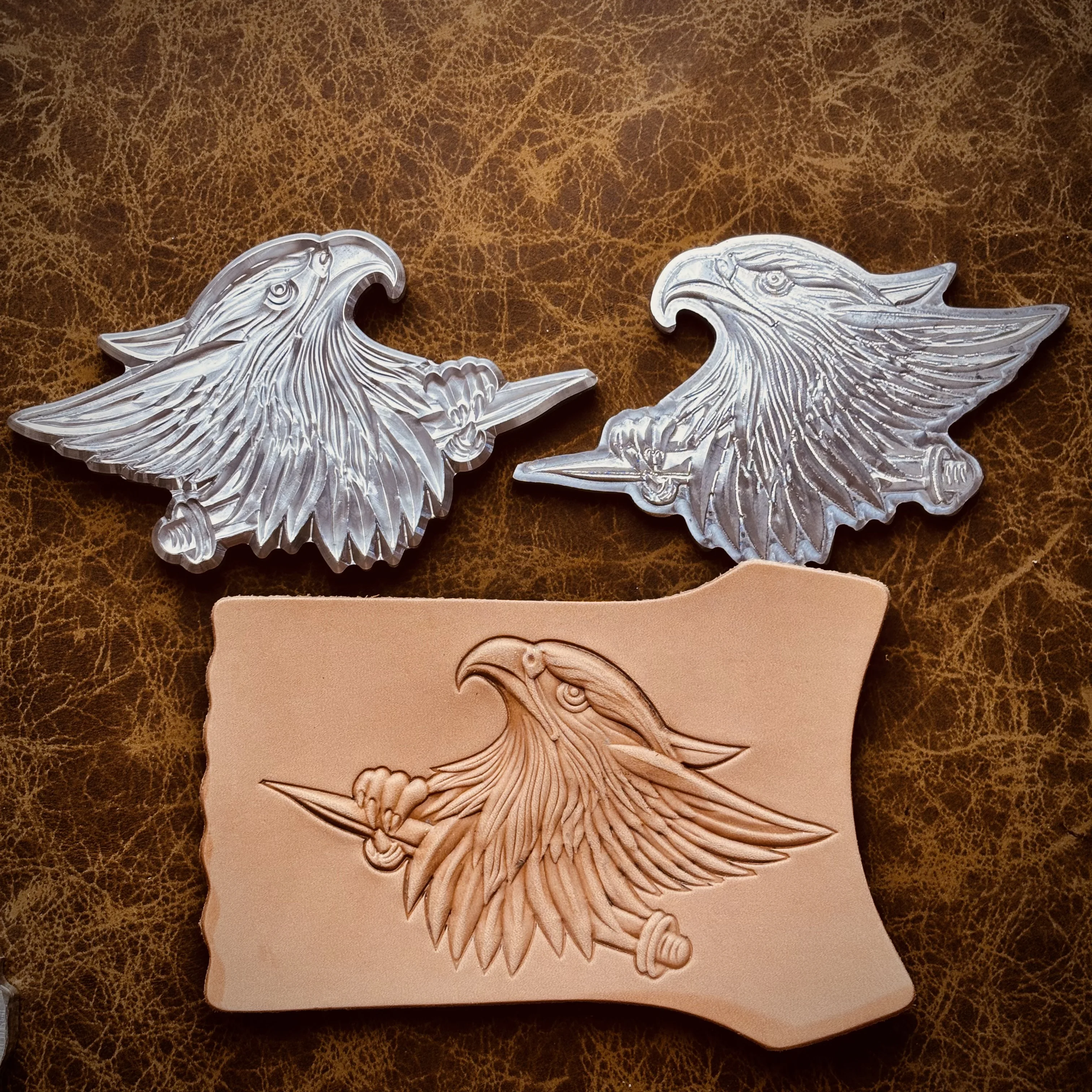 قالب نقش جلدي ثلاثي الأبعاد عل - مراجعة 3D Printing Eagle وسعره