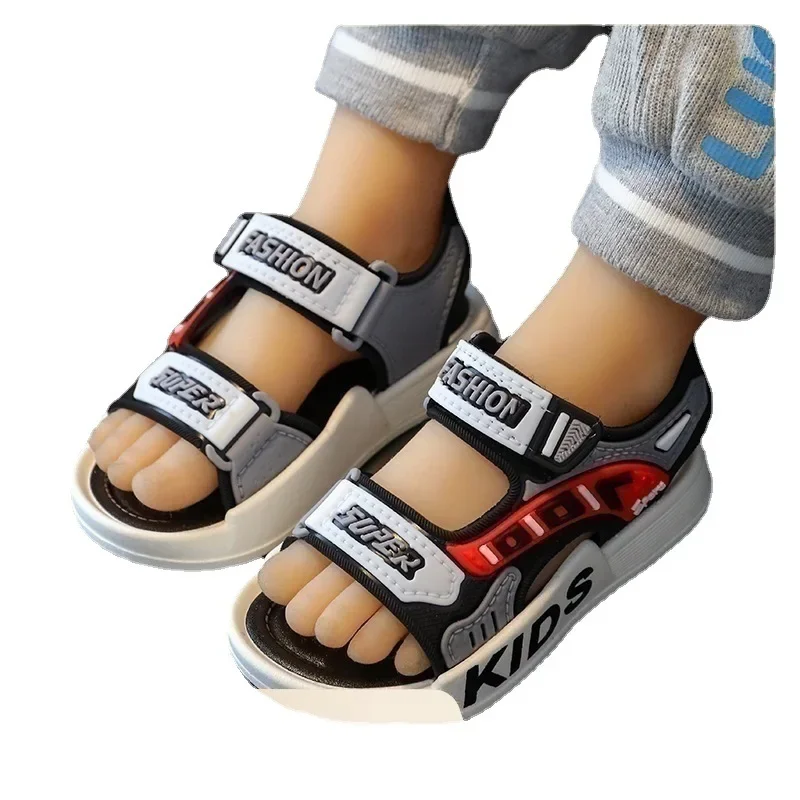 Sandali sportivi traspiranti sandali estivi per ragazzi scarpe da spiaggia Casual comode scarpe da bambino con suola morbida moda sandali antiscivolo