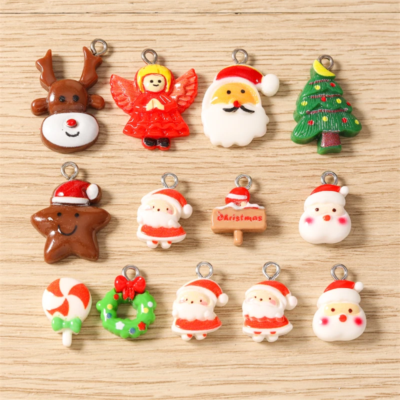 10 Stück Niedliche Weihnachtsanhänger aus Kunstharz: Weihnachtsmann, Baum, Hirsch für die Herstellung von Ohrringen, Halsketten, DIY-Bastelarbeiten und Schmuckzubehör – Detail 1