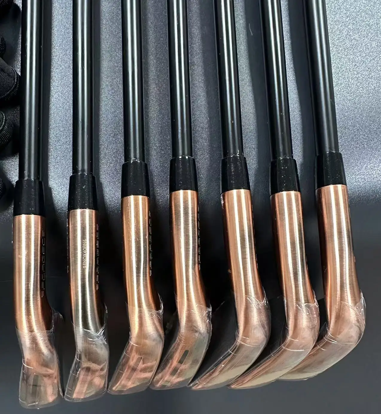 New Brand Golf Irons Copper Color Set P 790 456789p with Shaft and Grip P790 Golf Club Iron set 8pcs Head Cover Free Shipping