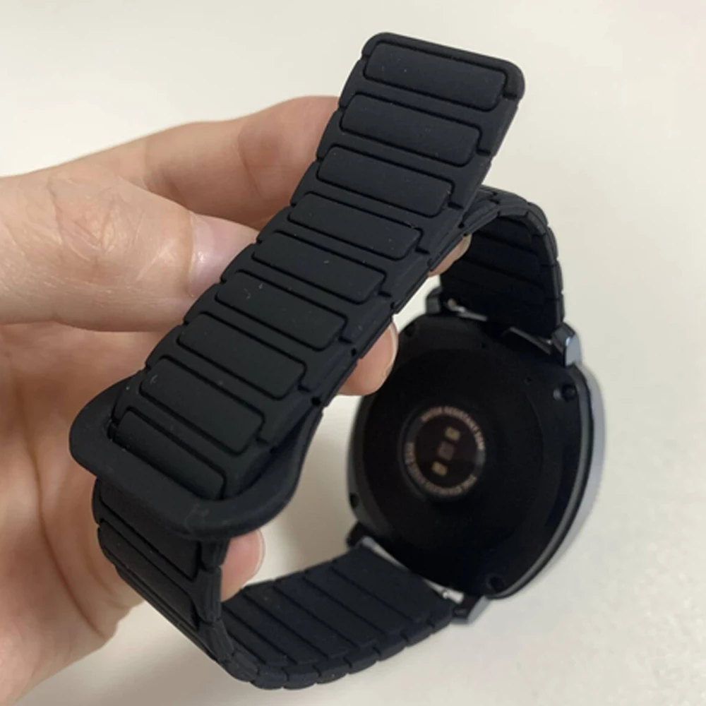 20 مللي متر 22 مللي متر حزام رياضي من السيليكون المغناطيسي لـ Polar Ignite 3 2/حصى X Pro/Pacer سوار ناعم لسوار معصم POLAR Vantage M3 M2 M