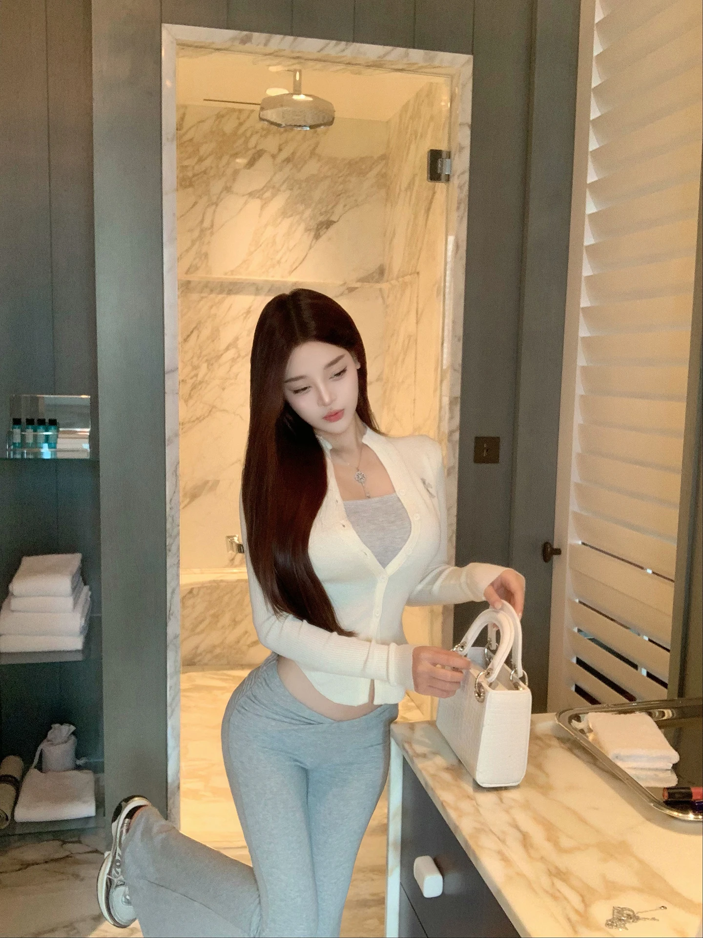 

Женский свитер Luna New Color Blo Knitwear Slim Fit Pure Desire с длинными рукавами, на пуговицах, осенняя коллекция