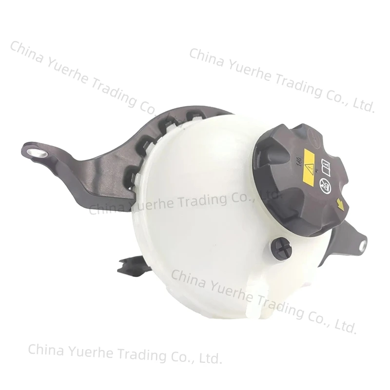 

17138614293 Engine Coolant Kettle Cooling Expansion Tank For BMW N20 F18 F07 F10 525I 528Gt 520I 17137649733 17137619189