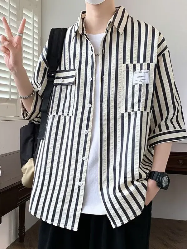 

Ретро-японская клетчатая рубашка для мужчин, летняя, в стиле High Street, для колледжа, повседневная, с коротким рукавом, универсальная, свободного кроя.