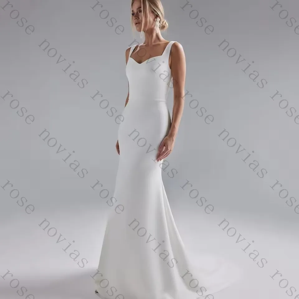 Customized Vintage Mermaid Bridal Gown Simple Civil Wedding Style Open Back Button Detail Floor Length Elegant Bride Dress 2026