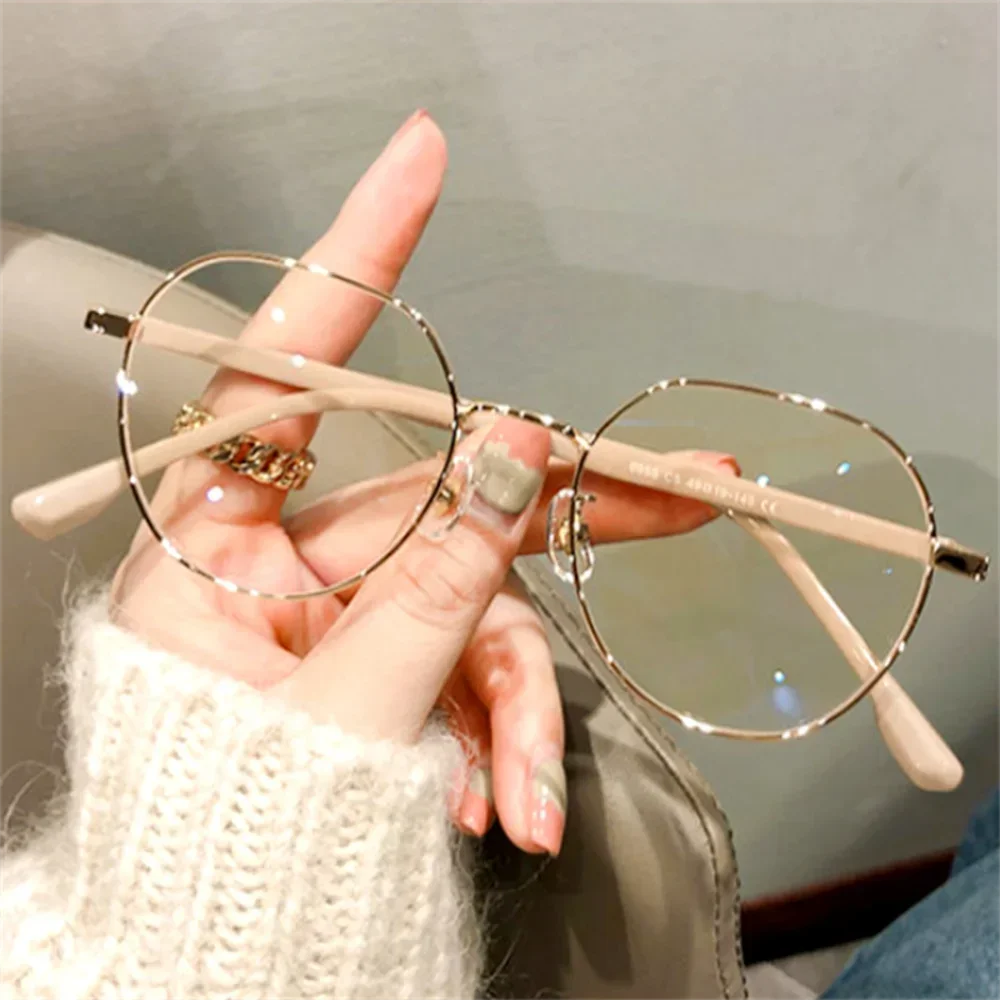 Fashion Vintage Ultralight Metal Anti-Blue Light Glasses Women Men Oval Frame Computer Game Goggles Blue Ray Blocking Eyeglasses